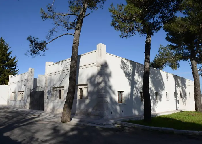 Domus Antiqua 3* אלברובלו