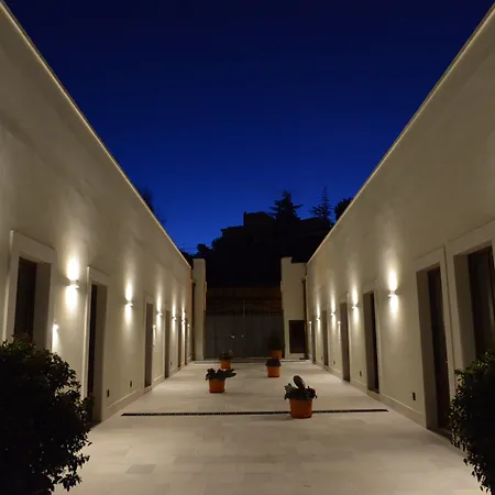 Domus Antiqua 3*