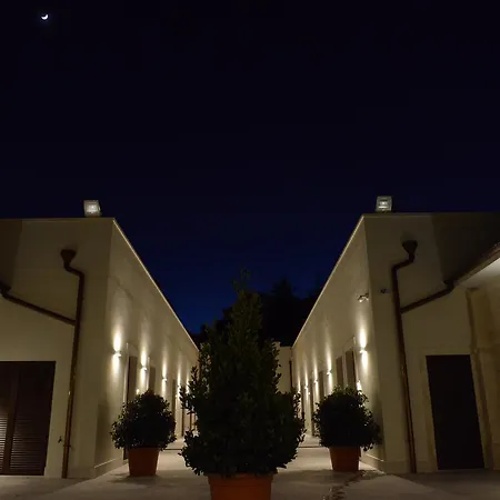 Domus Antiqua Aparthotel