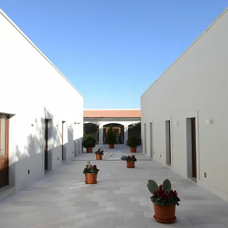 Domus Antiqua 3*