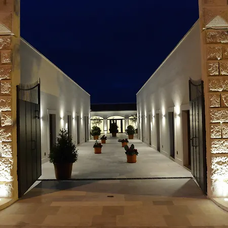 Domus Antiqua Aparthotel