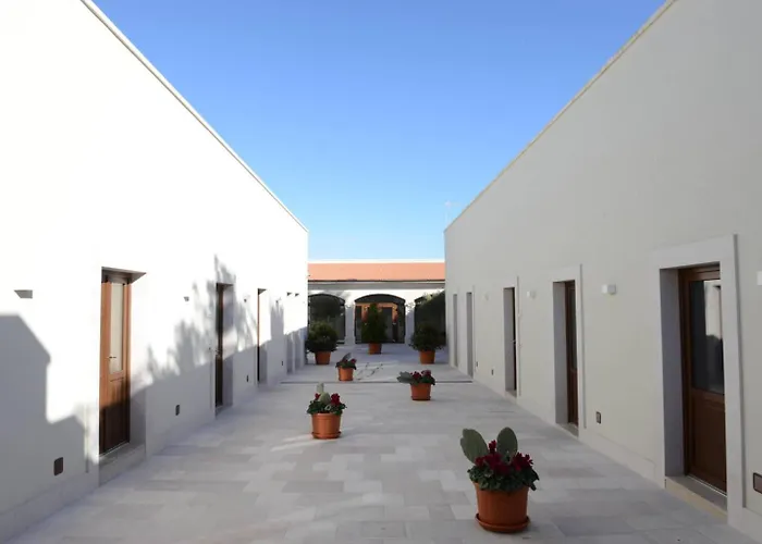 Domus Antiqua 3*
